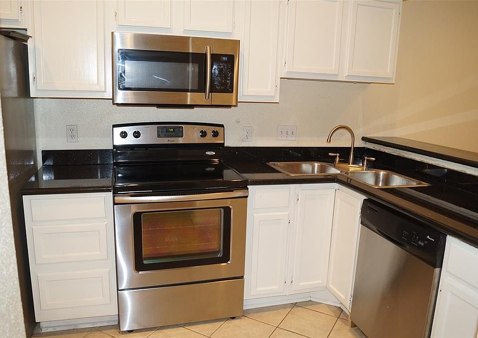 1st image of 2121 El Paseo St APT 1509