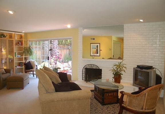 3rd image of 4406 Strawberry Park Dr