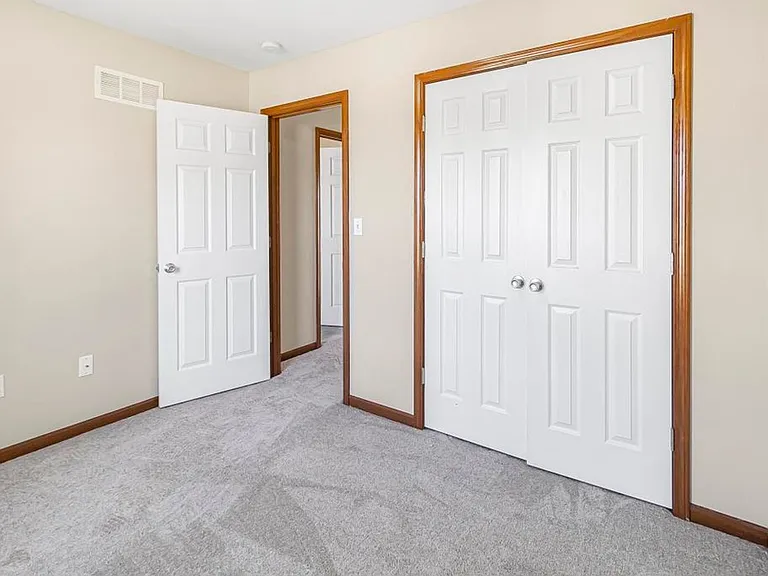 1011 Higgins St — Photo 19