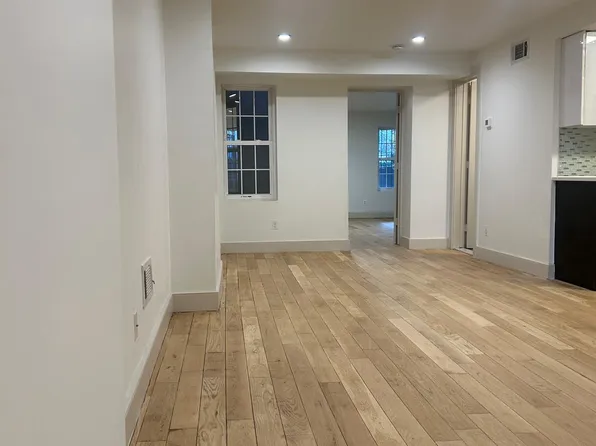 482 Van Buren Street image 6 of 13