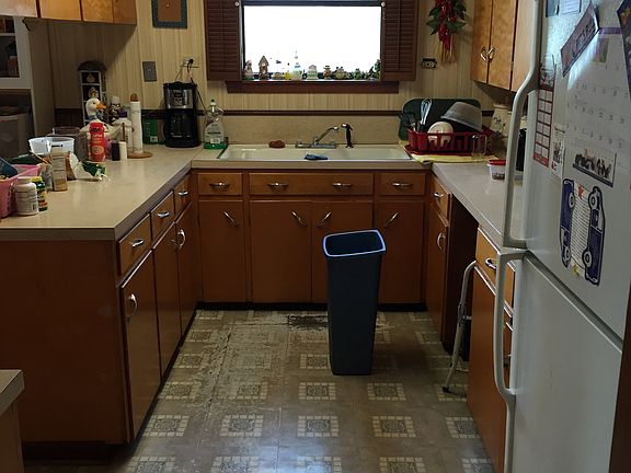 2nd image of 269 Soulanges Rd
