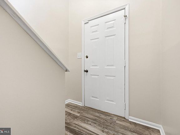 3rd image of 217 Roth Ave