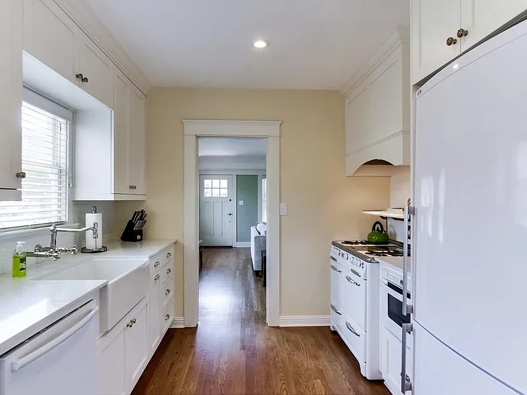 3317 Grim Ave — Photo 14