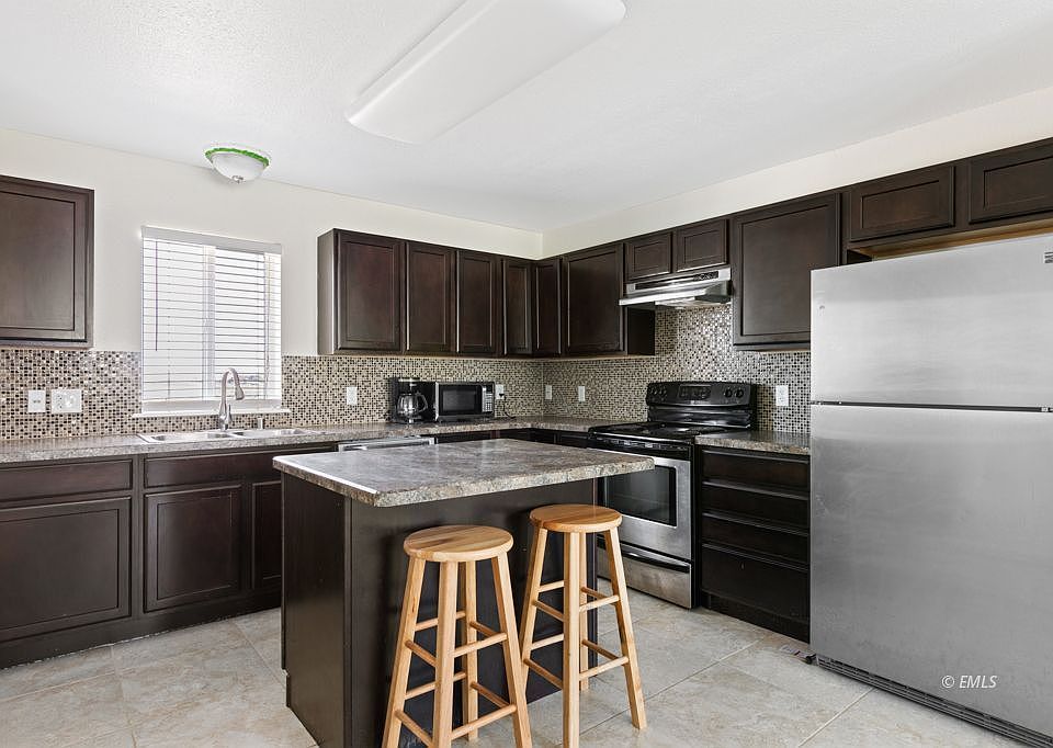 206 W Prairie Ave Baker MT Zillow