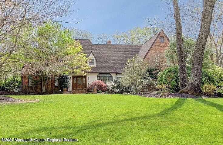 1st image of 1613 Badger Dr
