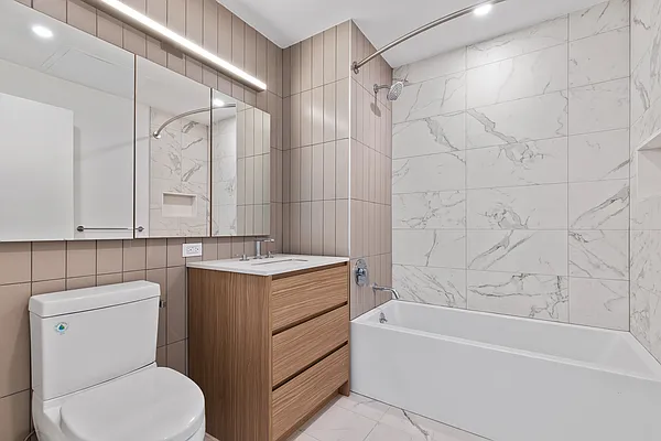 Rented by MNS | media 10