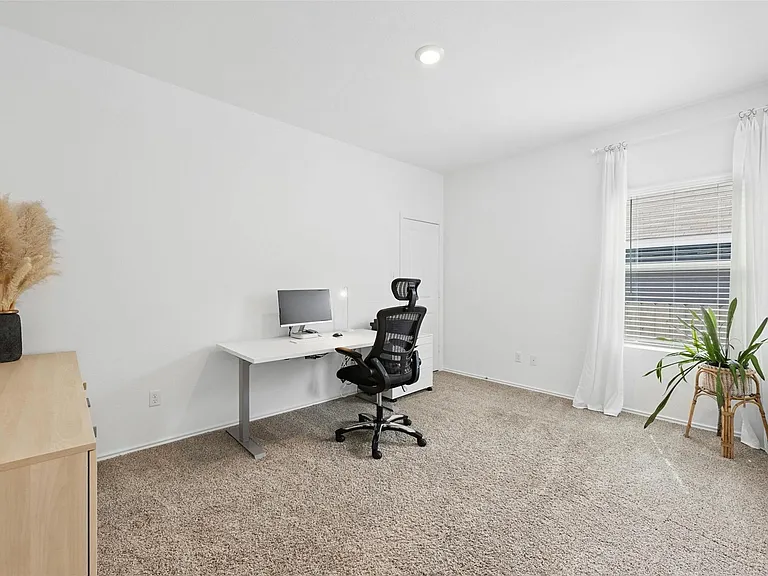 221 Barbary Coast Ln — Photo 20