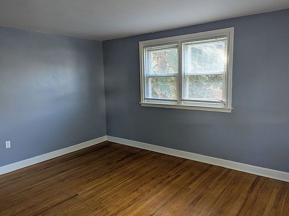 3rd image of 3242 Guilford St #1