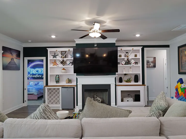 5862 Bay View Dr — Photo 1