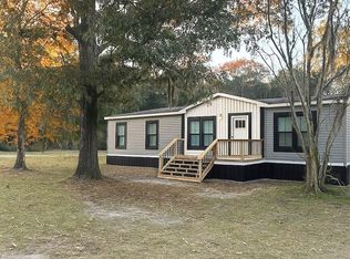 678 W 3rd St, Springfield, GA 31329