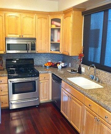 4th image of 4332 Gentry Ave APT 1