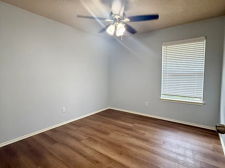6909 Kara Pl — Photo 11
