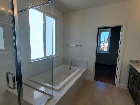 4th image of 5937 Roselee Way Unit B