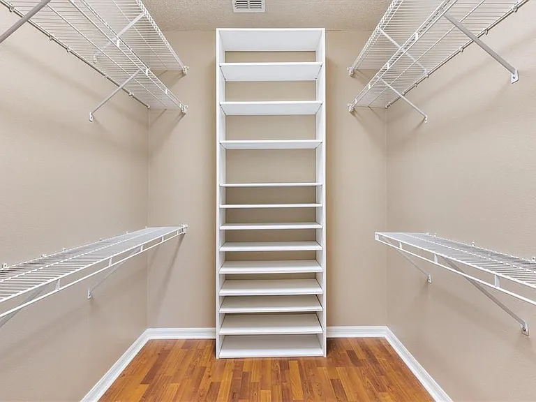 3909 River Crest Cir — Photo 24