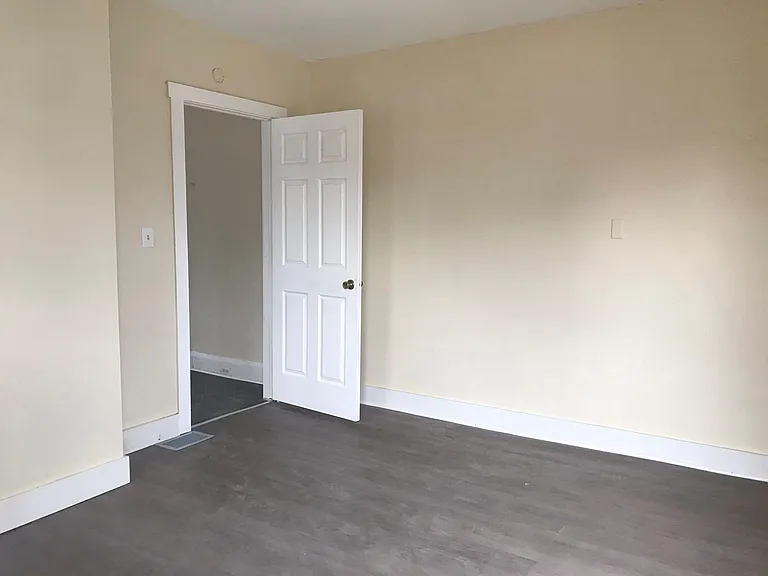2757 Norwood Ave #2 — Photo 5