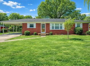 921 Oak Ln, Russellville, KY 42276