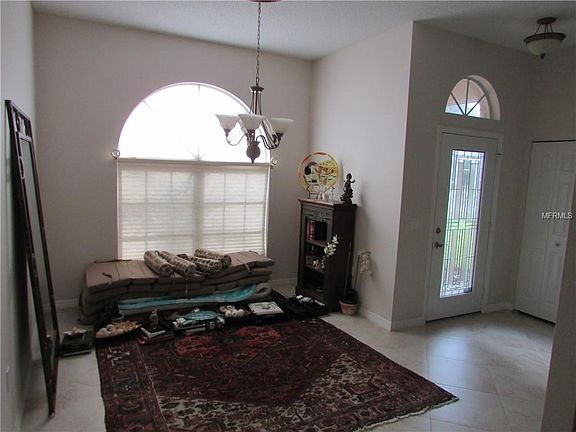 3rd image of 307 Rosewood Ct