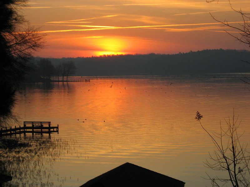 breathtaking lake views : Enjoy this view from your covered patio!