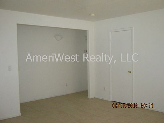 3rd image of 1068 Silver Creek Ave