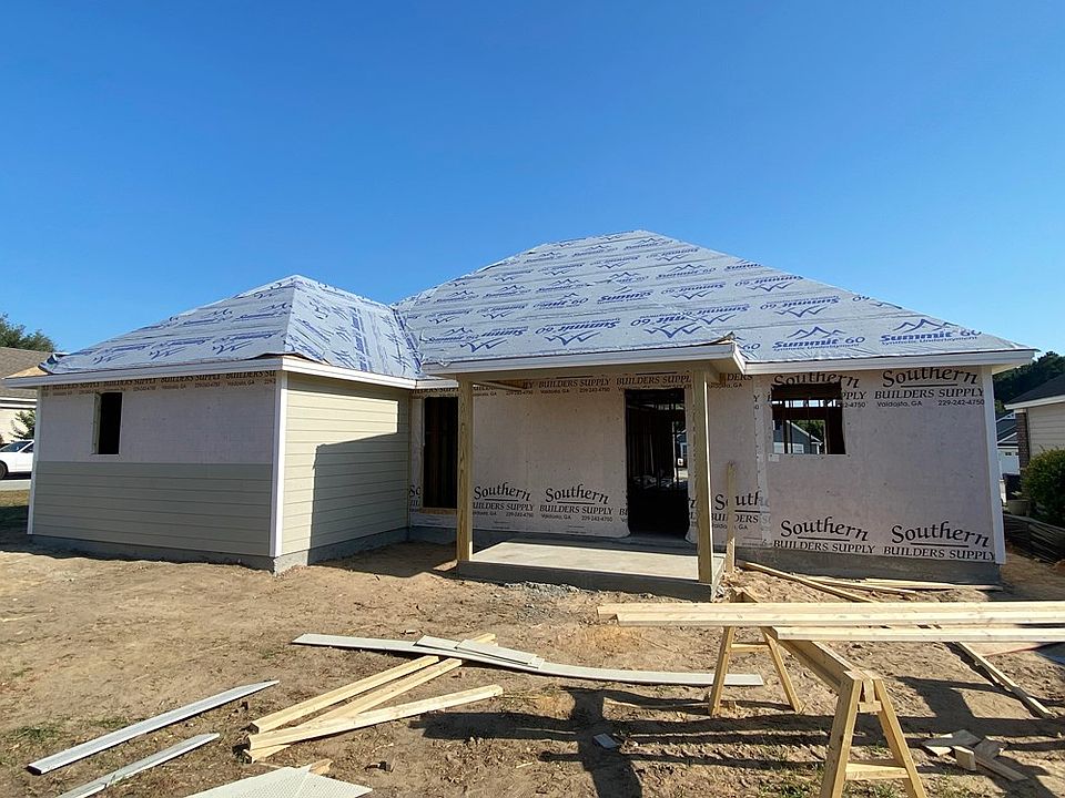 2nd image of 4321 Summer Hill Pl