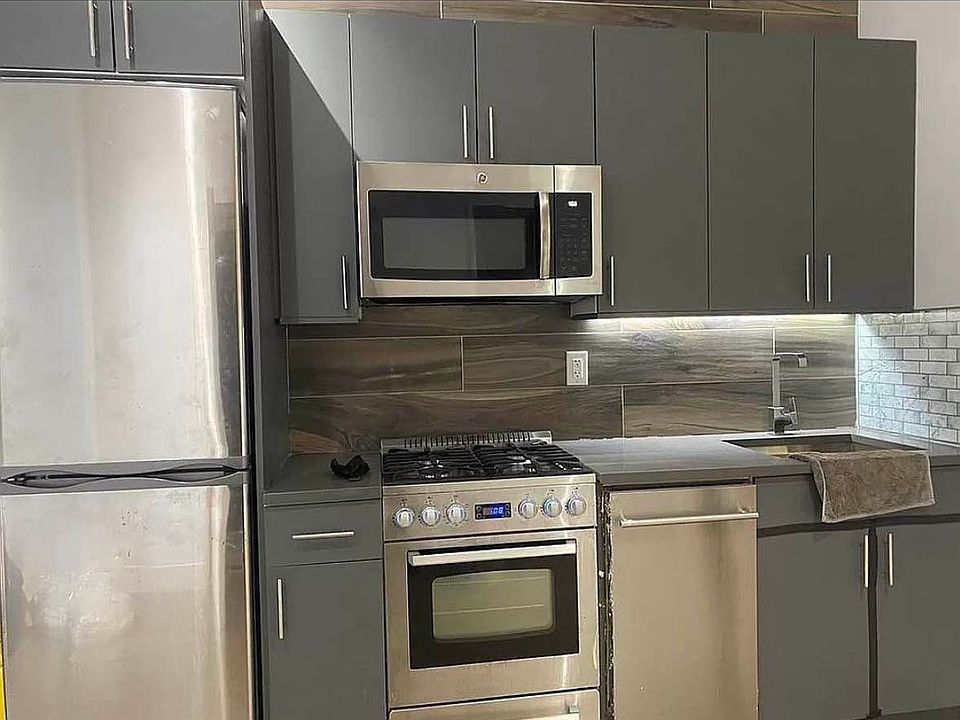 1st image of 237 E 111th St APT 1A