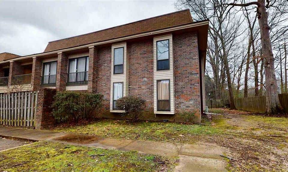 1st image of 6633 Poplar Woods Cir S APT 2