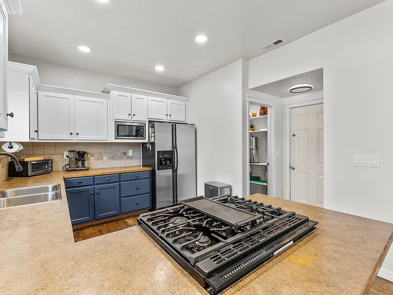 13247 Brookie Rd — Photo 11