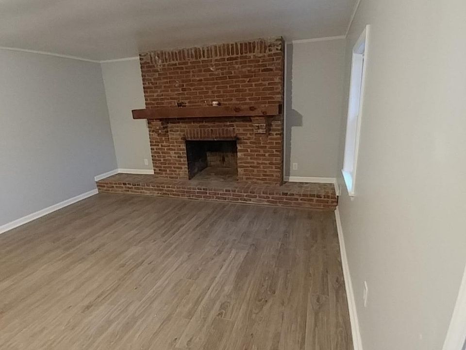 8310 Colonial Hills Cv, Southaven, MS 38671 Zillow