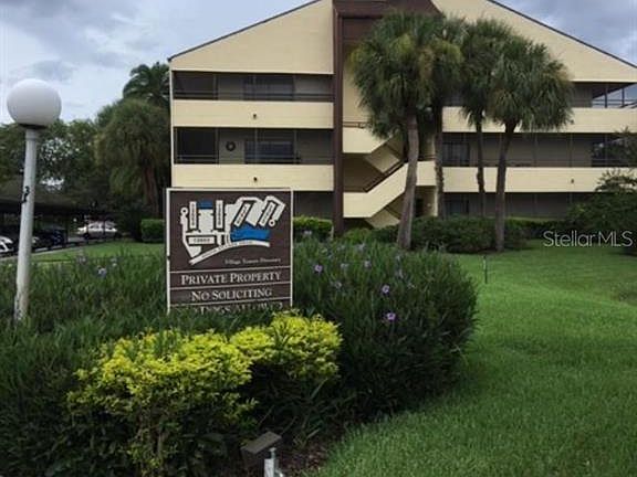 4th image of 13610 S Village Dr #4101