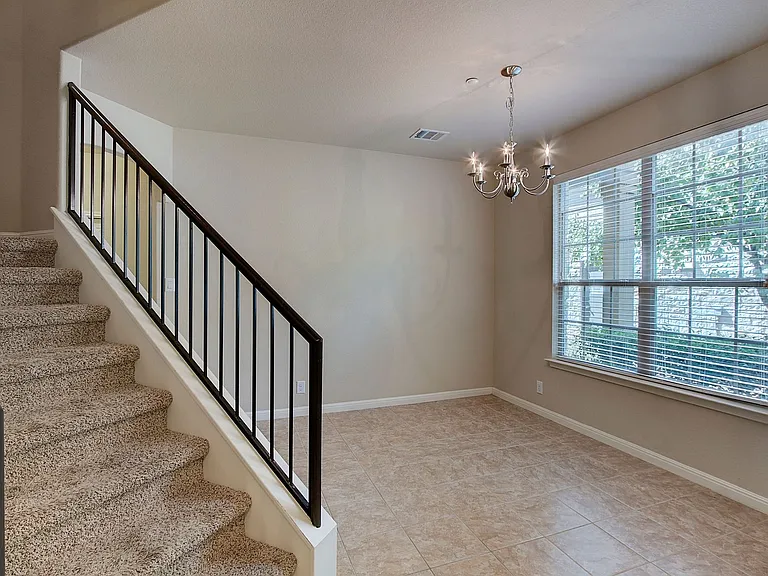 1310 Parmer Ln #303-3B — Photo 16