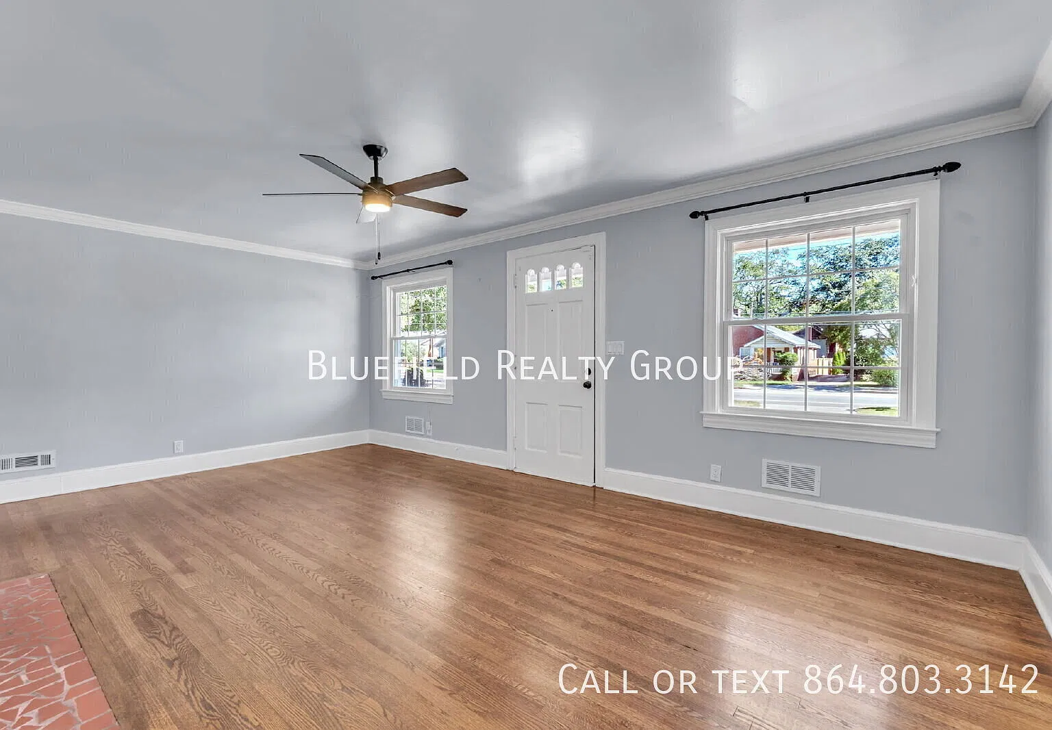 Spacious 6-Bed, 3-Bath Home Near Downtown Greenville & Augusta Road! $3,750/mo rent — Photo 4