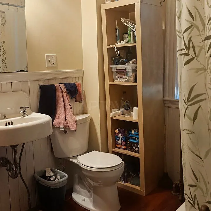 13 Linden Ave #1