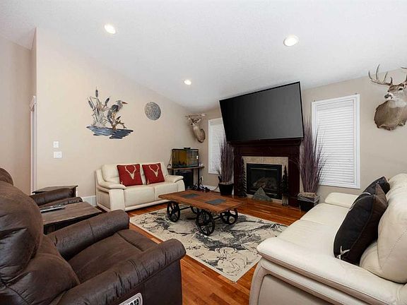5th image of 212 E Sandpiper Rd
