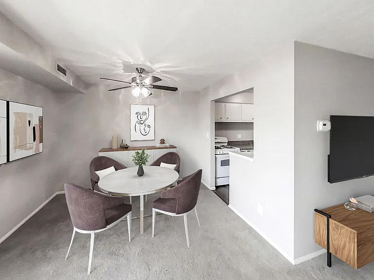 Coppertree Apartments — Photo 29
