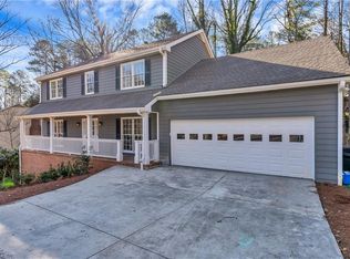 225 Mark Trl, Sandy Springs, GA 30328