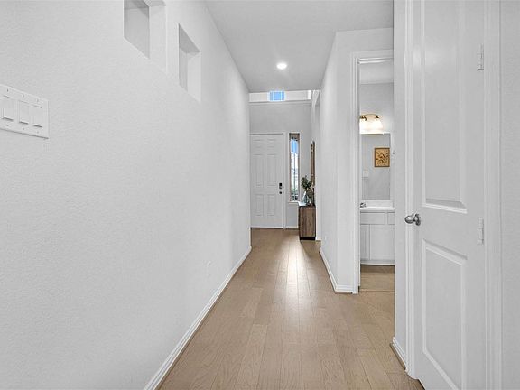 5th image of 2714 Sellers Island Dr