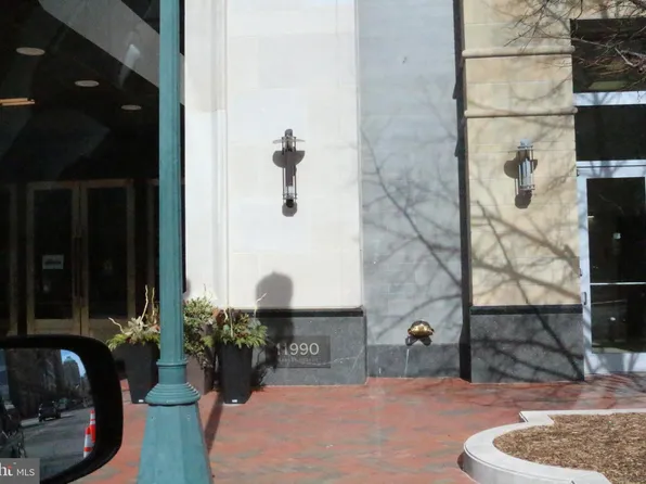 11990 E Market St #1216, Reston, VA 20190