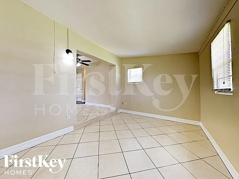 22162 Belinda Ave — Photo 7