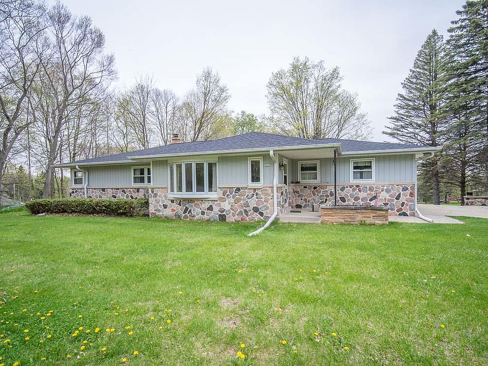 1st image of 3667 Lusan Dr