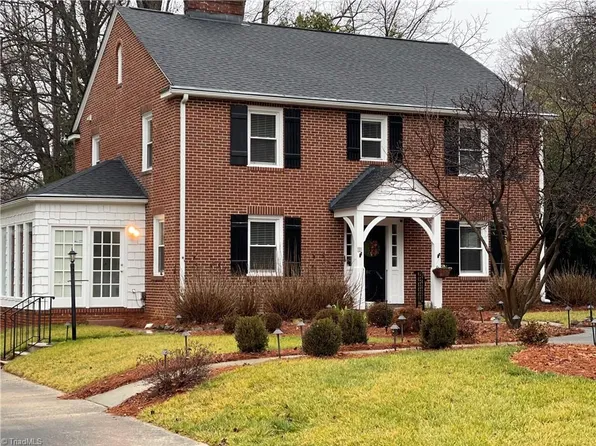 111 E Avondale Dr, Greensboro, NC 27403