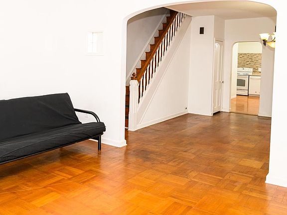 3rd image of 452 Depot St