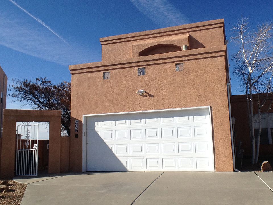 Welcome to 7605 Storrie NE!
