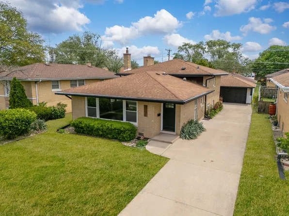 1441 Forest Rd, La Grange Park, IL 60526