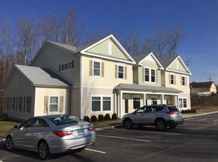 32 Poverty Rd, Southbury, CT 06488