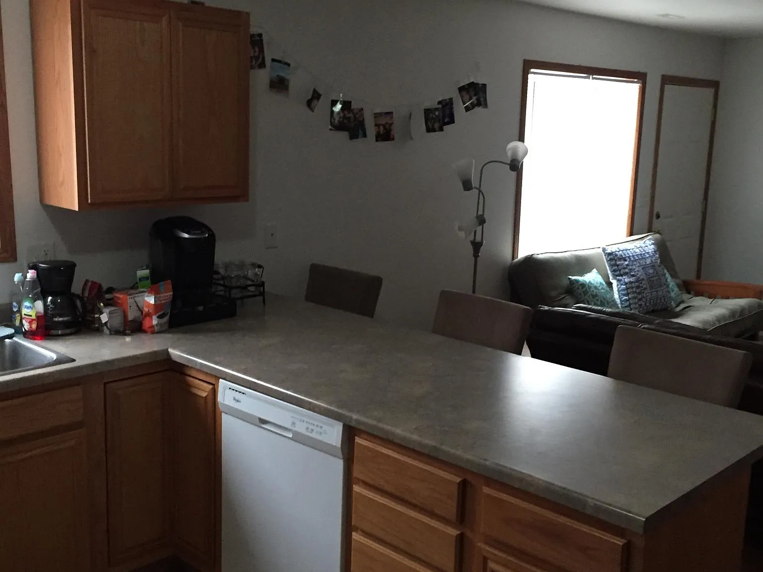 4 bed, 2000 sqft, $2,600 — Photo 2