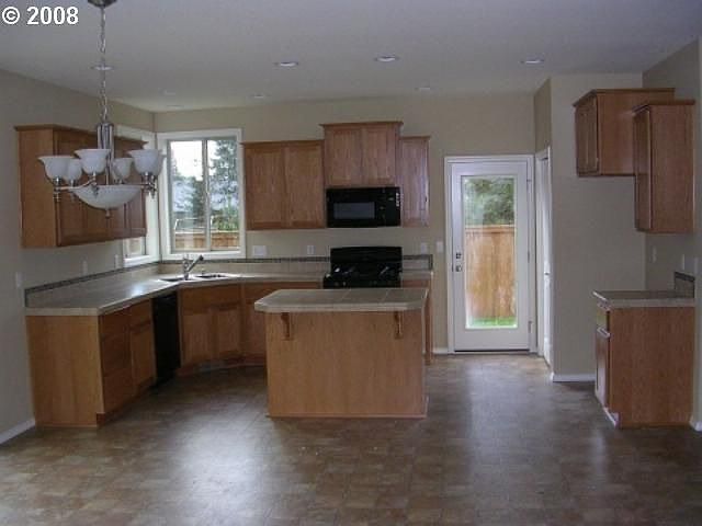 2nd image of 8702 NE 97th Ct
