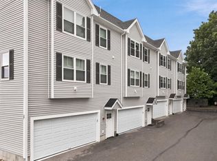 27-27 Orchard St #B, Haverhill, MA 01830