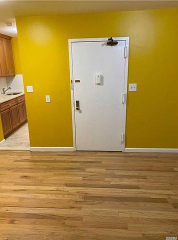 2nd image of 16832 Gothic Dr