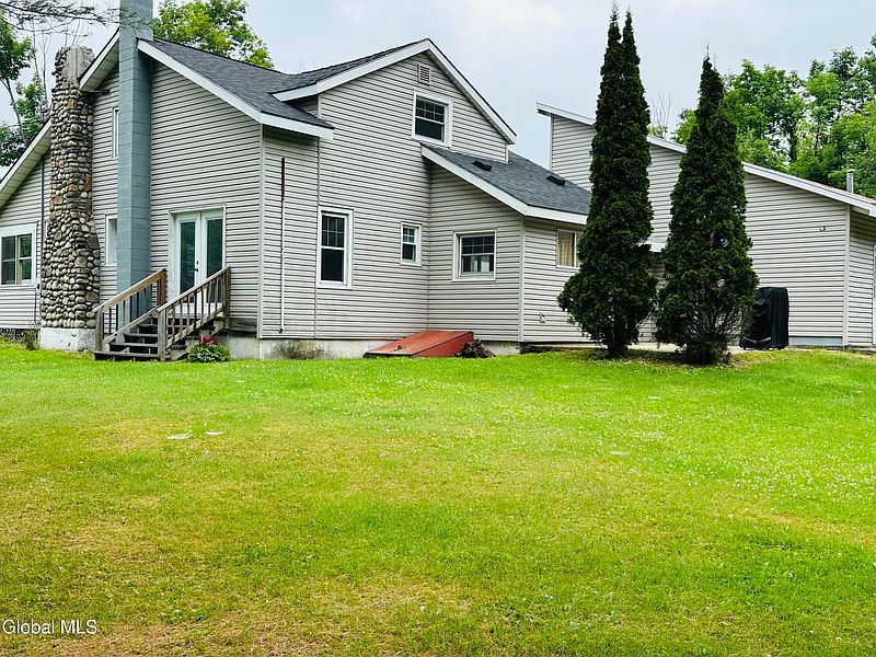 4th image of 3160 Plank Road