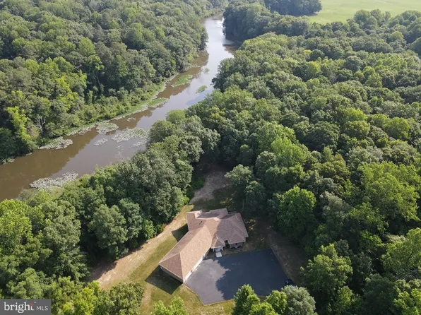 129 Romanzi St, Frederica, DE 19946